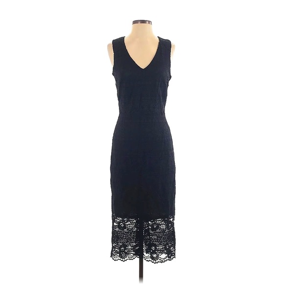H&M Dresses & Skirts - H&M Elegant Black Lace Dress